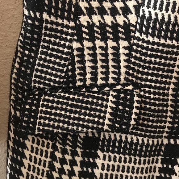 Talbots Black & White Houndstooth Plaid Vest - Picture 6 of 12